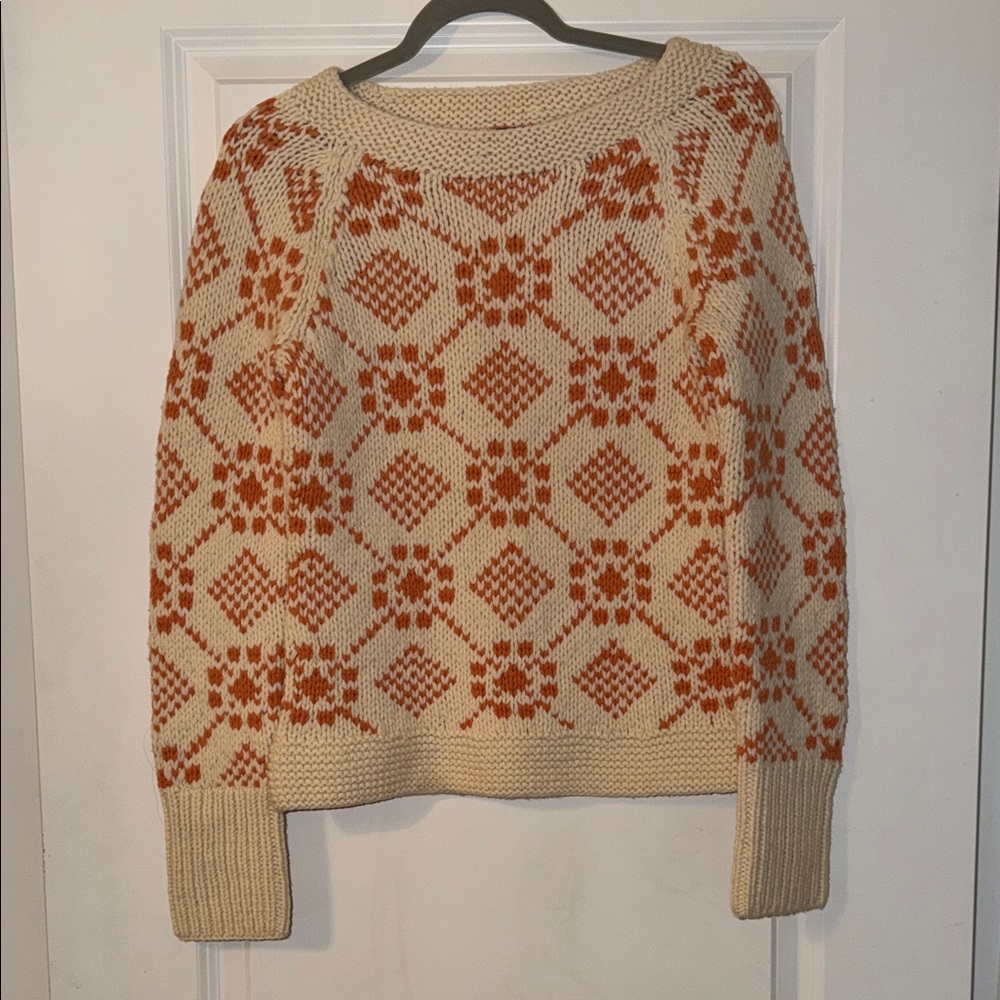 Vintage American Eagle hand knit 100% lambswool Patterned Sweater